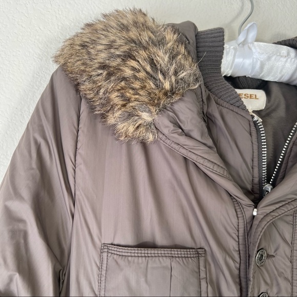 Vintage‎ Diesel Long Coat Brown with Fur Trimmed Hood Double Layer Size Small - Picture 3 of 15